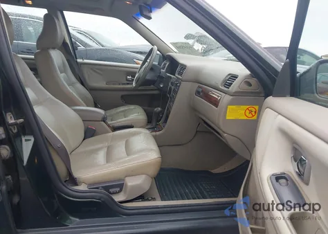 1999 Volvo V70 Xc from USA, damaged, VIN YV1LZ56D6X2622153